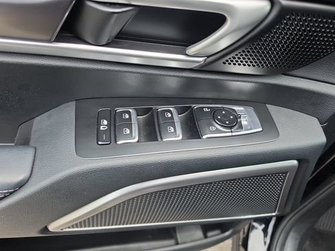 Used 2024 Kia Telluride S FWD image 18