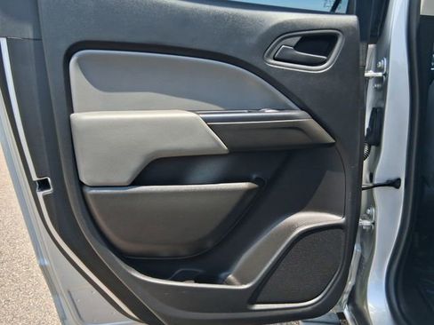 Used 2019 GMC Canyon 2WD Crew Cab w/ Convenience Package image 20