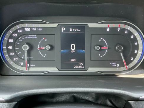 Used 2024 Hyundai Santa Cruz SEL image 17