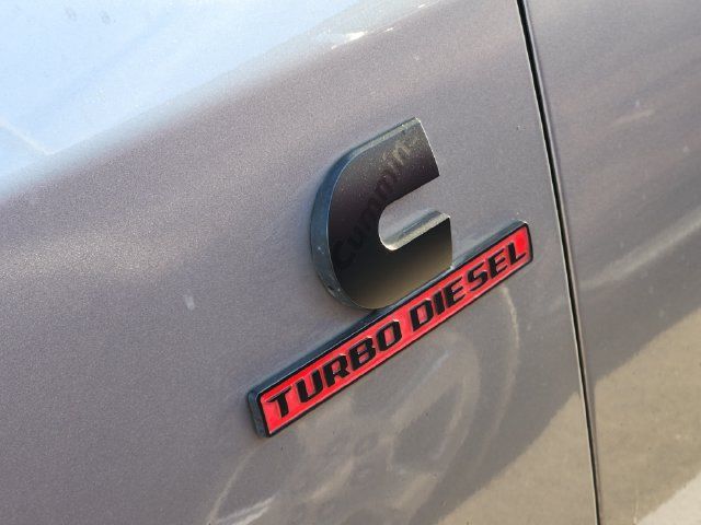 Used 2024 RAM 2500 Laramie w/ Night Edition AWD/4WD image 9