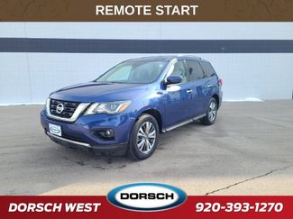 Used 2020 Nissan Pathfinder SV video 1