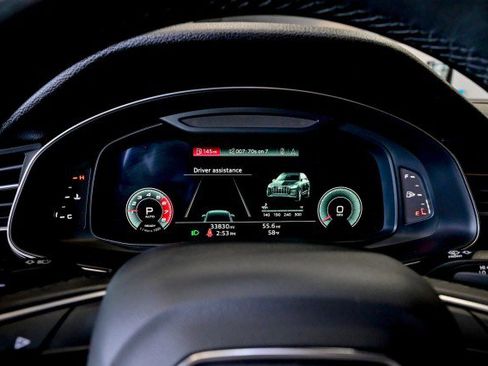 Used 2021 Audi Q7 3.0T Premium image 33