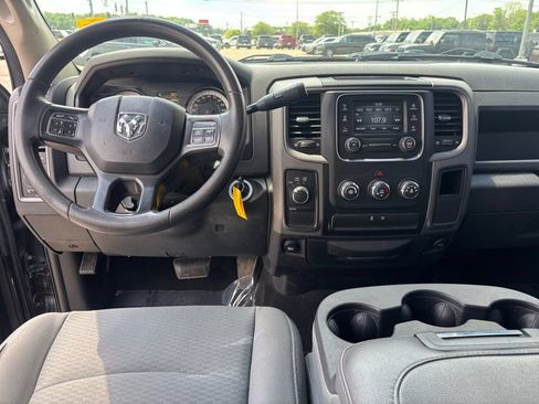 Used 2018 RAM 1500 Express w/ Wheel & Sound Group AWD/4WD image 26