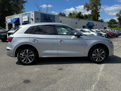 Used 2022 Audi Q5 2.0T Premium Plus w/ Premium Plus Package image 2