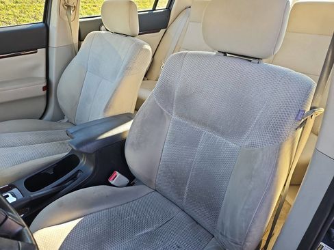 Used 2009 Mitsubishi Galant ES image 9