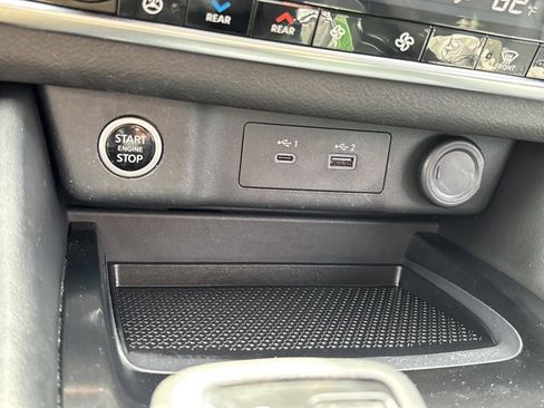 Certified 2023 Nissan Rogue SL w/ SL Premium Package image 34