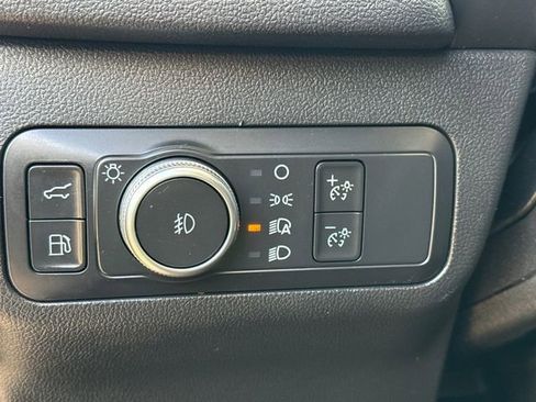 Certified 2022 Ford Escape Titanium FWD image 23