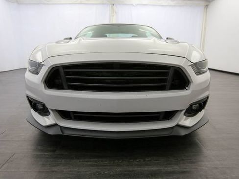 Used 2017 Ford Mustang GT Premium w/ GT Performance Package RWD image 32