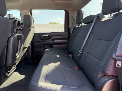 Used 2023 Chevrolet Silverado 2500 LT image 21