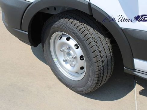 New 2025 Ford Transit 250 148 Medium Roof image 5