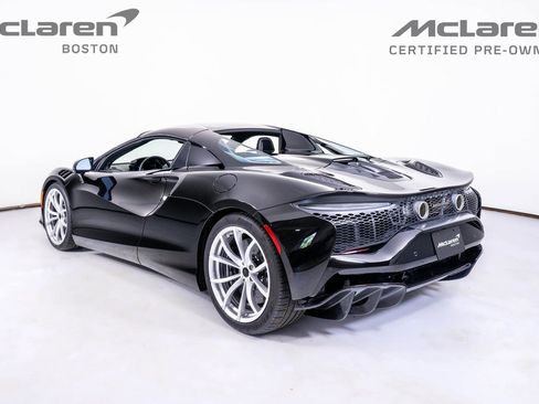 Used 2025 McLaren Artura Spider image 4