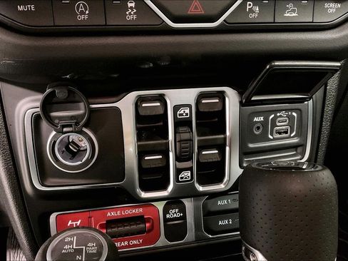 New 2026 Jeep Gladiator Mojave image 22