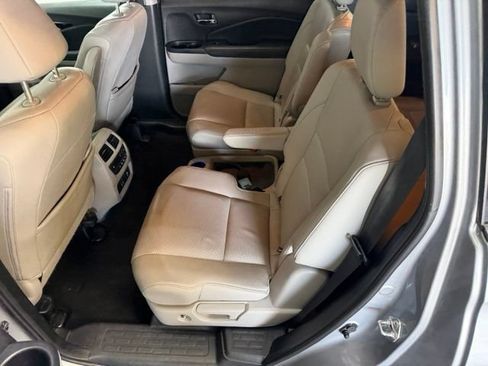 Used 2019 Honda Pilot Elite image 33