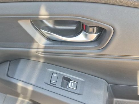 Used 2025 Honda Accord SE image 33