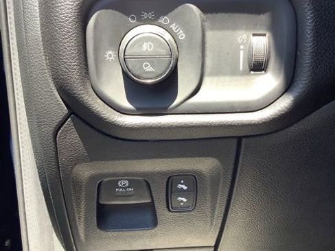 Certified 2022 RAM 1500 Big Horn AWD/4WD image 22