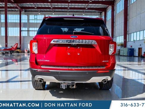 Used 2022 Ford Explorer Limited w/ Equipment Group 301A image 39