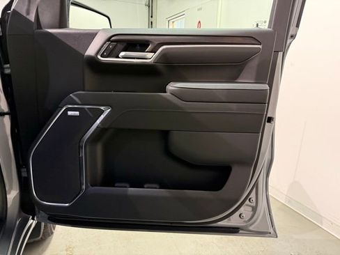 New 2026 GMC Sierra 1500 SLT image 27