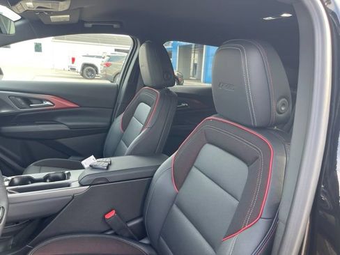 Used 2025 Chevrolet Equinox EV RS FWD image 14