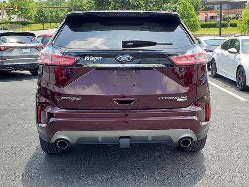 Used 2019 Ford Edge Titanium w/ Equipment Group 301A AWD/4WD image 8