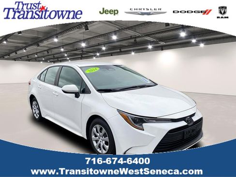 Used 2024 Toyota Corolla LE FWD image 1