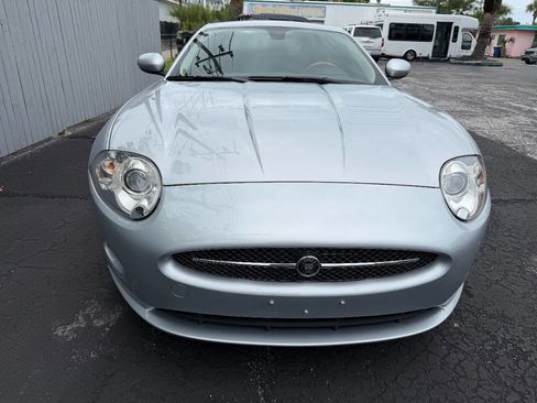 Used 2007 Jaguar XK Coupe RWD image 3
