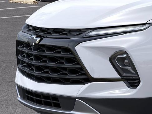 New 2026 Chevrolet Blazer LT w/ Convenience Package FWD image 13