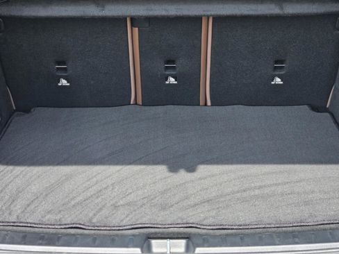 Used 2024 Mercedes-Benz GLA 35 AMG 4MATIC image 32