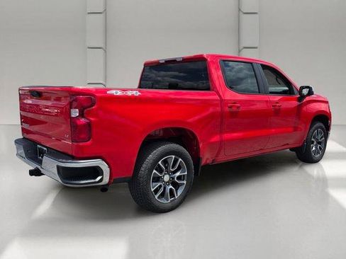 Used 2023 Chevrolet Silverado 1500 LT AWD/4WD image 5