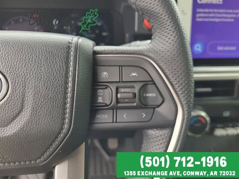 Certified 2024 Toyota Tacoma TRD Off-Road AWD/4WD image 25