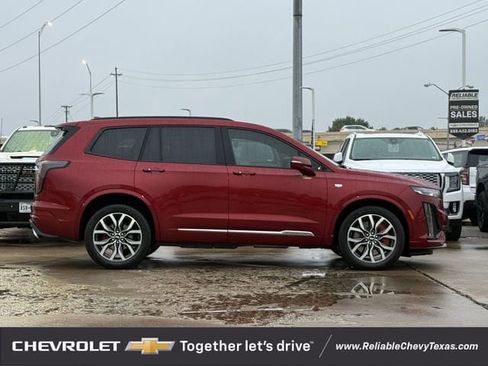 Used 2024 Cadillac XT6 Sport AWD/4WD image 5