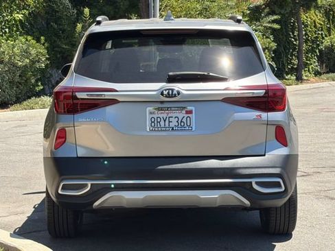 Used 2021 Kia Seltos S AWD/4WD image 5