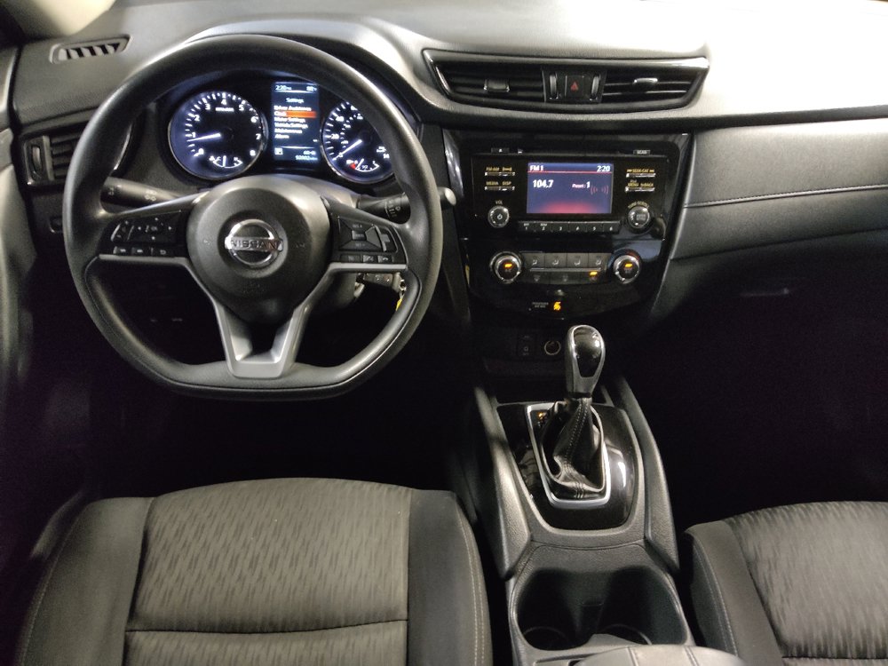 Used 2017 Nissan Rogue S FWD image 22