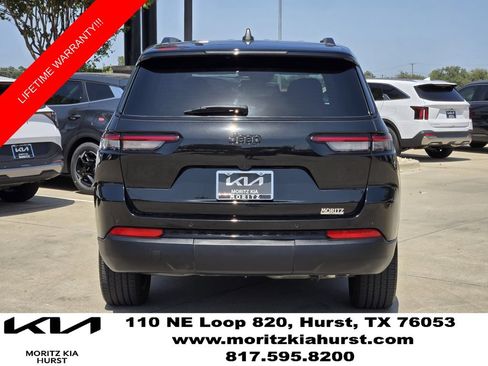 Used 2025 Jeep Grand Cherokee L Laredo RWD image 14