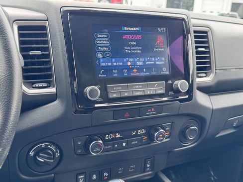 Used 2022 Nissan Frontier SV AWD/4WD image 28