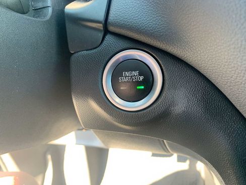 Certified 2021 Chevrolet Equinox LT image 16