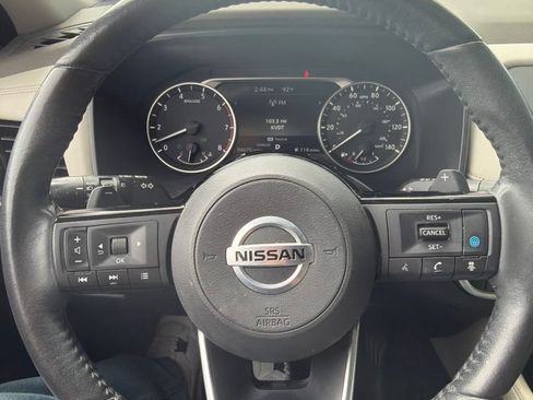 Used 2021 Nissan Rogue SL FWD image 13