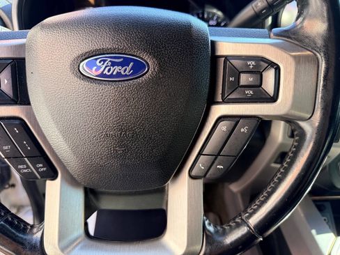 Used 2017 Ford F350 Platinum w/ Platinum Ultimate Package image 32