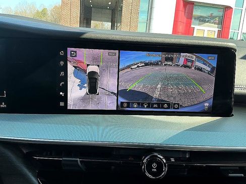 Certified 2025 Nissan Murano SL w/ Cargo Package image 21