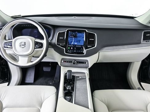 Used 2023 Volvo XC90 B5 Plus w/ Protection Package Premier image 19