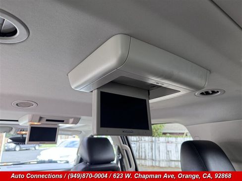Used 2014 GMC Yukon XL Denali AWD/4WD image 24