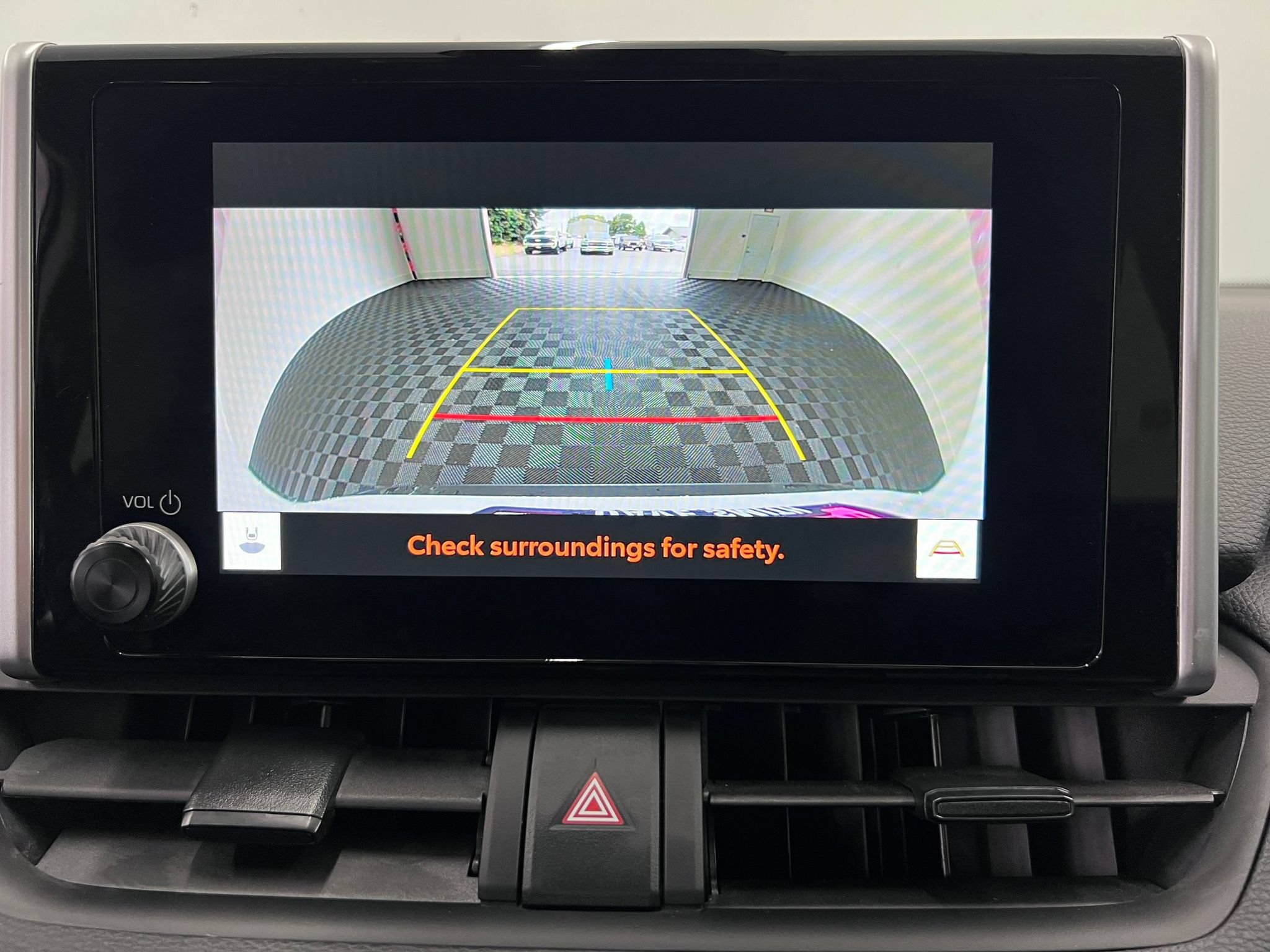 Used 2025 Toyota RAV4 XLE AWD/4WD image 18