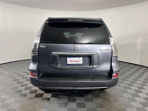 Used 2018 Lexus GX 460 Premium w/ Premium Package AWD/4WD image 10