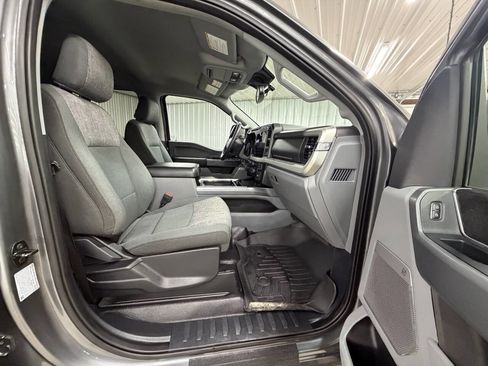 Used 2023 Ford F250 XLT w/ XLT Premium Package AWD/4WD image 33