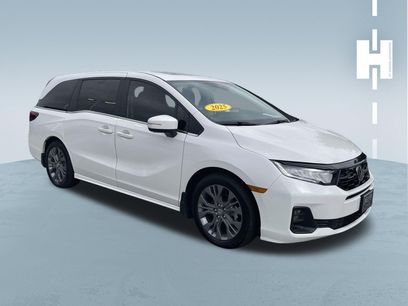 Used 2025 Honda Odyssey Touring