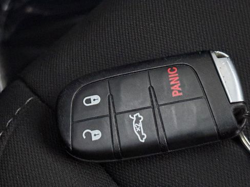 Used 2023 Dodge Challenger SXT image 22