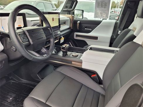 Used 2024 GMC Hummer EV 3X w/ Extreme Off-Road Package image 11