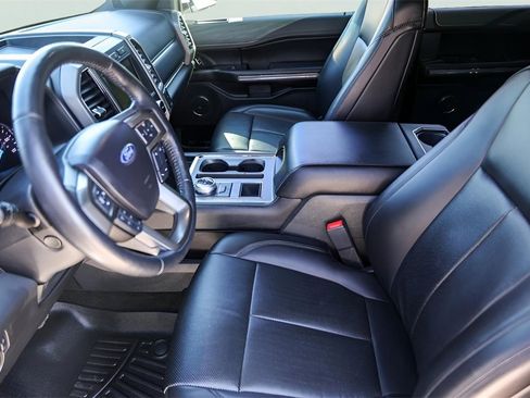 Used 2020 Ford Expedition Max XLT w/ Equipment Group 202A image 12