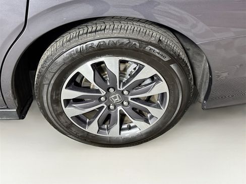 Used 2024 Honda Odyssey EX-L image 23