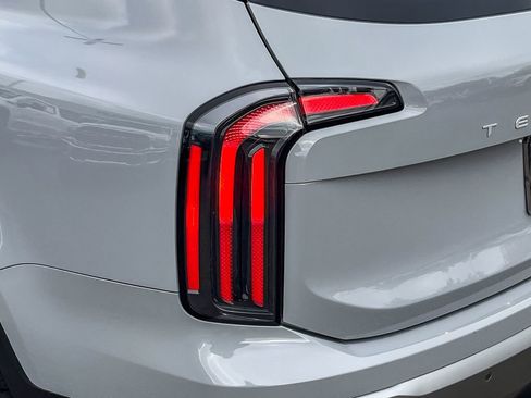 Used 2023 Kia Telluride SX Prestige X-Pro image 8