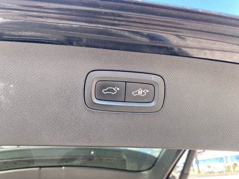 Used 2018 Volvo XC90 T6 Inscription w/ Convenience Package image 14